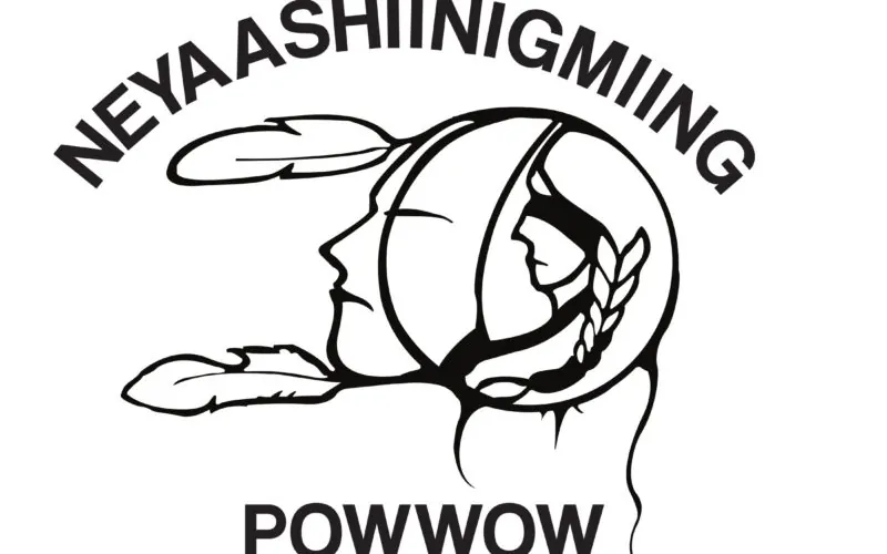 http://calendar.powwows.com/wp-content/uploads/35th-Neyaashiinigmiing-Annual-Traditional-Pow-Wow-800x500.webp